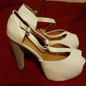 White matte platform shoes